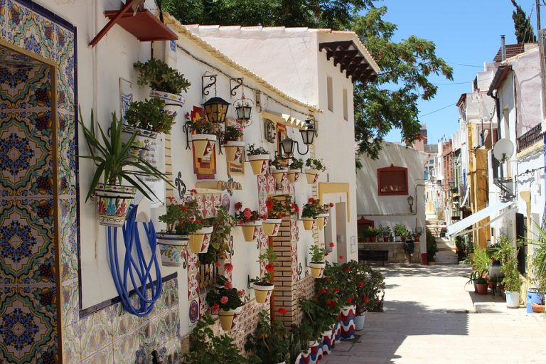 Alicante